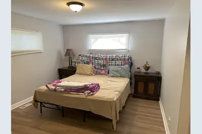 700 Cumberland Street, Hoffman Estates, IL 60194 - Photo 10