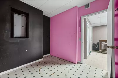 1104 W Glen Flora Avenue, Waukegan, IL 60085 - Photo 10