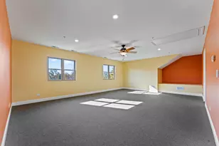 5533 Lincoln Ave, Morton Grove, IL 60053 - Photo 24