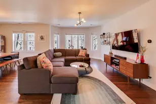 4429 N Lawndale Ave, Chicago, IL 60625 - Photo 4
