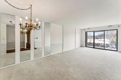 101 Old Oak Drive #216, Buffalo Grove, IL 60089 - Photo 4