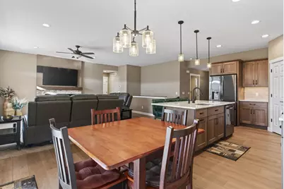 6210 College Avenue, Davenport, IA 52807 - Photo 8