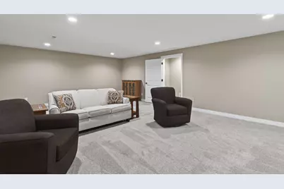 6210 College Avenue, Davenport, IA 52807 - Photo 24