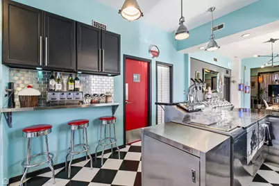 3404 N Albany Avenue, Chicago, IL 60618 - Photo 14