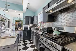 3404 N Albany Ave, Chicago, IL 60618 - Photo 16