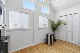 3404 N Albany Ave, Chicago, IL 60618 - Photo 42