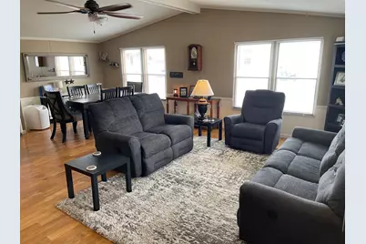 605 Pine Street #18, Normal, IL 61761 - Photo 4