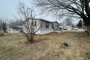 605 Pine St, Normal, IL 61761 - Photo 28