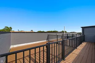 3902 S Lake Park Ave, Chicago, IL 60653 - Photo 26