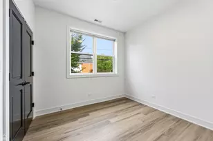 3902 S Lake Park Ave, Chicago, IL 60653 - Photo 20