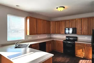 6512 Fitzer Dr, Joliet, IL 60431 - Photo 8