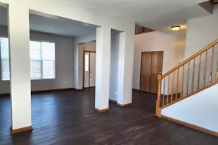 6512 Fitzer Dr, Joliet, IL 60431 - Photo 6