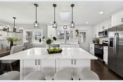 608 N Eastman Drive, Mount Prospect, IL 60056 - Photo 6