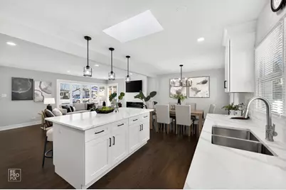 608 N Eastman Drive, Mount Prospect, IL 60056 - Photo 12