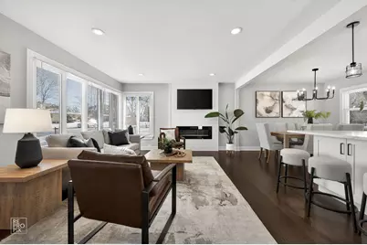 608 N Eastman Drive, Mount Prospect, IL 60056 - Photo 2