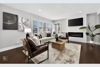 608 N Eastman Drive, Mount Prospect, IL 60056 - Photo 4