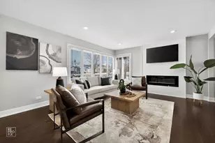 608 N Eastman Dr, Mount Prospect, IL 60056 - Photo 4