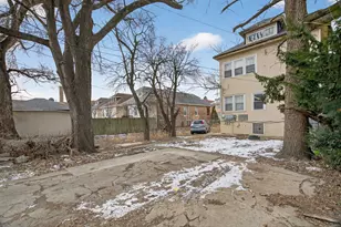 6937 S Maplewood Ave, Chicago, IL 60629 - Photo 22