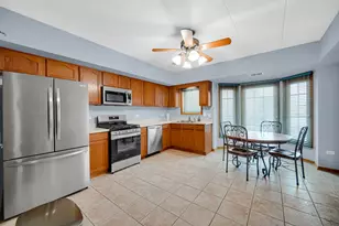 7779 Bristol Park Dr, Tinley Park, IL 60477 - Photo 6