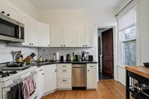 2701 N Whipple St, Chicago, IL 60647 - Photo 16