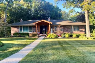 724 Ridge Rd, Lemont, IL 60439 - Photo 1