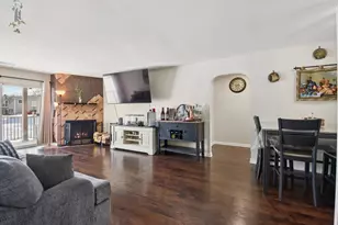 1182 E Nichols Rd, Palatine, IL 60074 - Photo 6