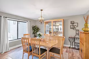 1527 Kirkwood Dr, Geneva, IL 60134 - Photo 8