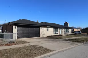 620 Yates Ave, Calumet City, IL 60409 - Photo 2