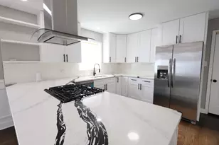 620 Yates Ave, Calumet City, IL 60409 - Photo 8