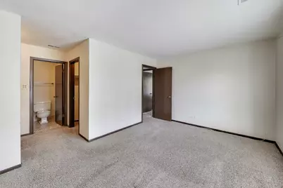 1720 Lakecliffe Drive #A, Wheaton, IL 60189 - Photo 14