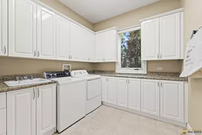 22724 N Amy Lane, Kildeer, IL 60047 - Photo 10