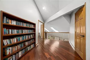 2734 Alyssa Dr, Naperville, IL 60565 - Photo 10