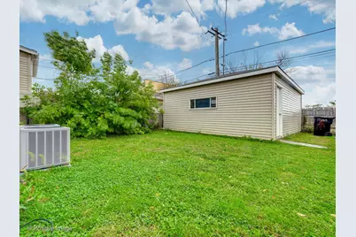 2919 N Kilpatrick Avenue #2, Chicago, IL 60641 - Photo 16