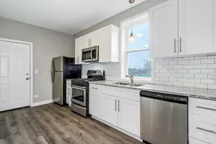 2919 N Kilpatrick Ave, Chicago, IL 60641 - Photo 2