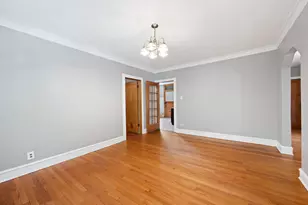 5256 W Wolfram Ave, Chicago, IL 60641 - Photo 4