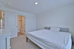 332 Summit Cir, Lombard, IL 60148 - Photo 24