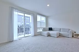 332 Summit Cir, Lombard, IL 60148 - Photo 10