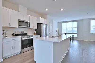 332 Summit Circle, Lombard, IL 60148 - Photo 14