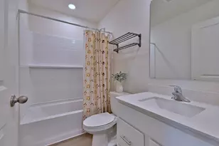 332 Summit Cir, Lombard, IL 60148 - Photo 22