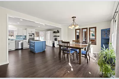 934 Nottingham Lane, Crystal Lake, IL 60014 - Photo 2