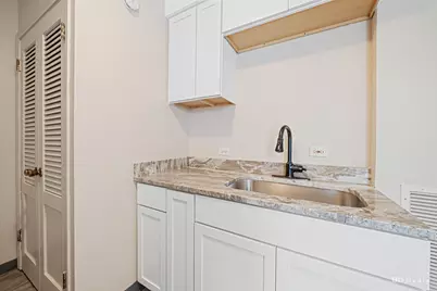 17555 Howe Avenue, Homewood, IL 60430 - Photo 10
