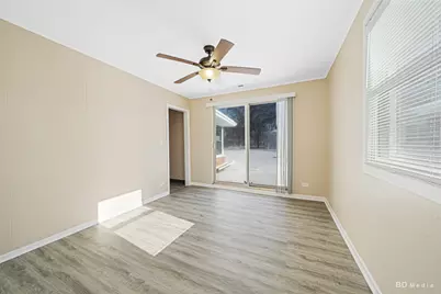 17555 Howe Avenue, Homewood, IL 60430 - Photo 8