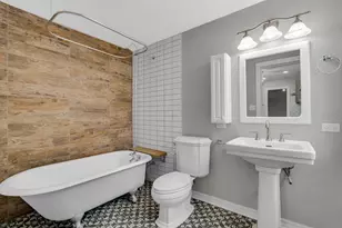 584 S 4th Ave, Des Plaines, IL 60016 - Photo 12