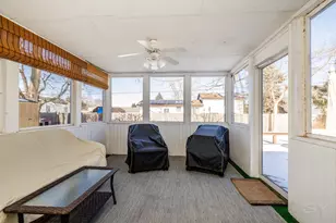 610 W Wegner Rd, McHenry, IL 60051 - Photo 10