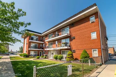 6450 S New England Avenue #3B, Chicago, IL 60638 - Photo 1