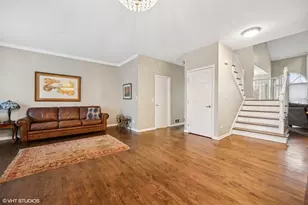 706 Foxdale Ave, Winnetka, IL 60093 - Photo 4