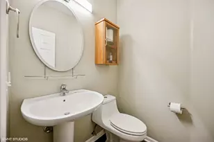 706 Foxdale Ave, Winnetka, IL 60093 - Photo 12