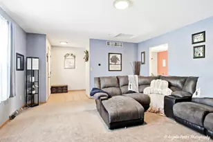 130 Sundance Trail, Capron, IL 61012 - Photo 4