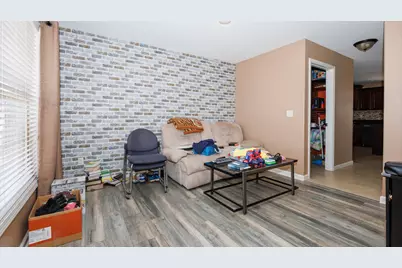 1517 Kell Avenue, Bloomington, IL 61705 - Photo 12