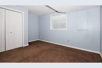 1517 Kell Avenue, Bloomington, IL 61705 - Photo 36